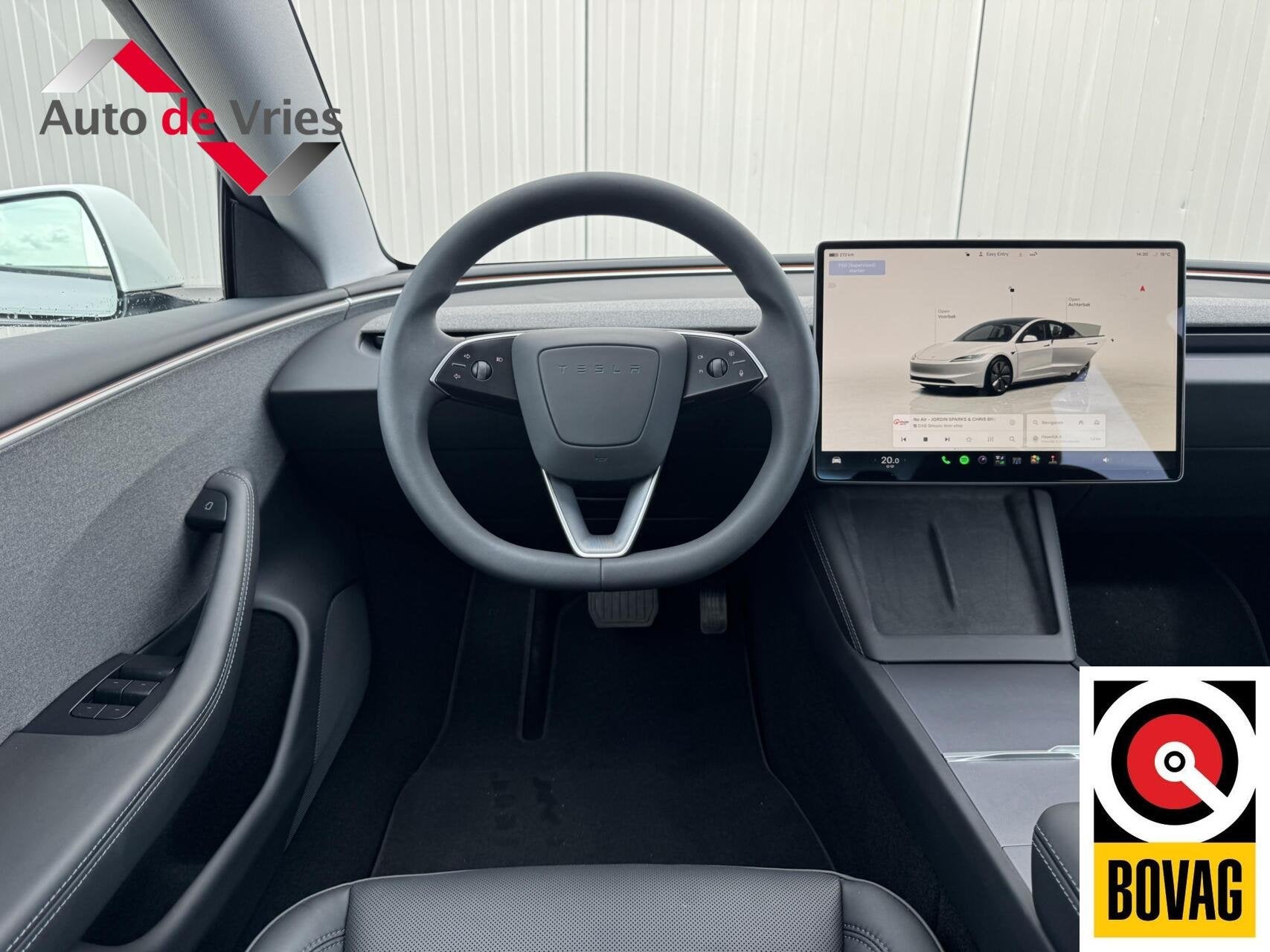 Tesla Model 3 RWD 60 kWh Premium|Highland|NL-Auto, Auto's, Automaat, Achterwielaandrijving, Gebruikt, Zwart