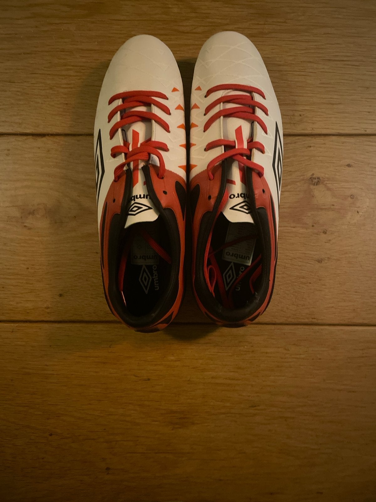 Umbro Voetbalschoenen Maat 44.5 - Perfecte Grip, Maat XS of kleiner, Ophalen of Verzenden, Gebruikt, Schoenen