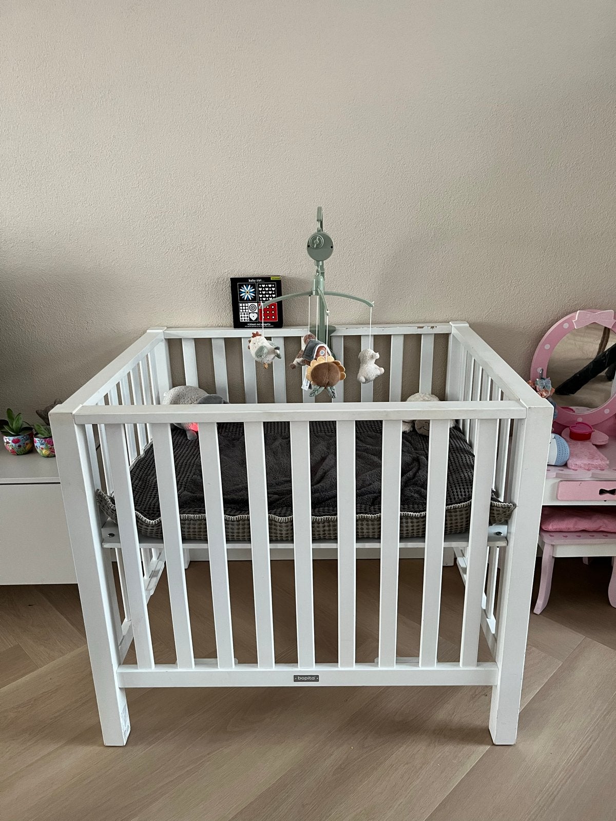 Bopita baby box van hout met kleed, Kinderen en Baby's, Boxen, Ophalen, Gebruikt, Vierkant, Boxkleed