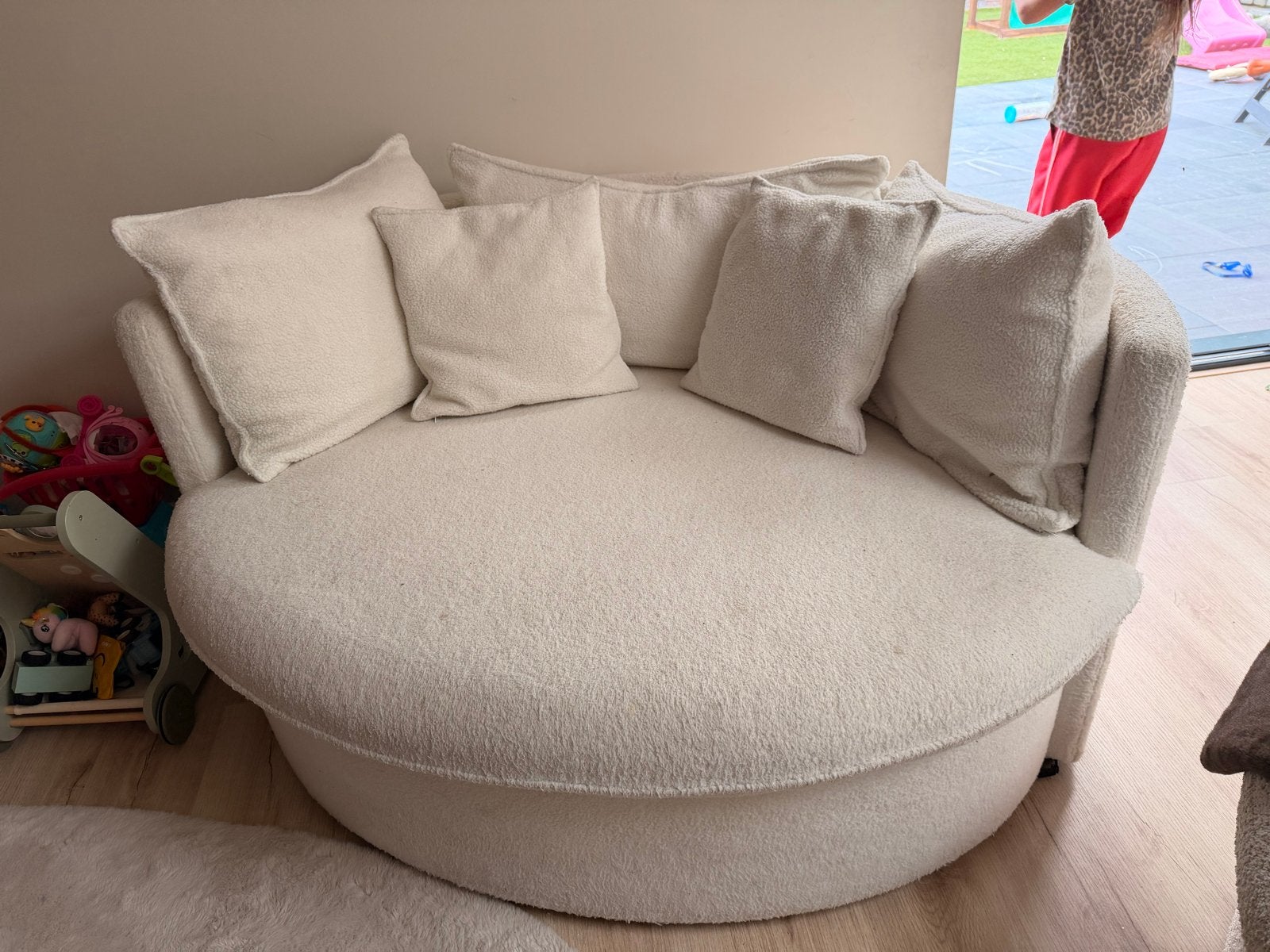 Ronde fauteuil/loveseat met kussens, Huis en Inrichting, Ophalen, Gebruikt, Eenpersoons, 100 tot 125 cm
