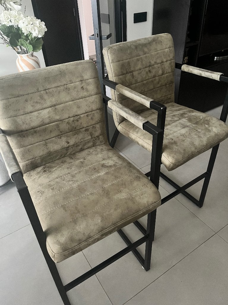 Twee barstoelen, Ophalen, Gebruikt, 60 tot 90 cm, Leer