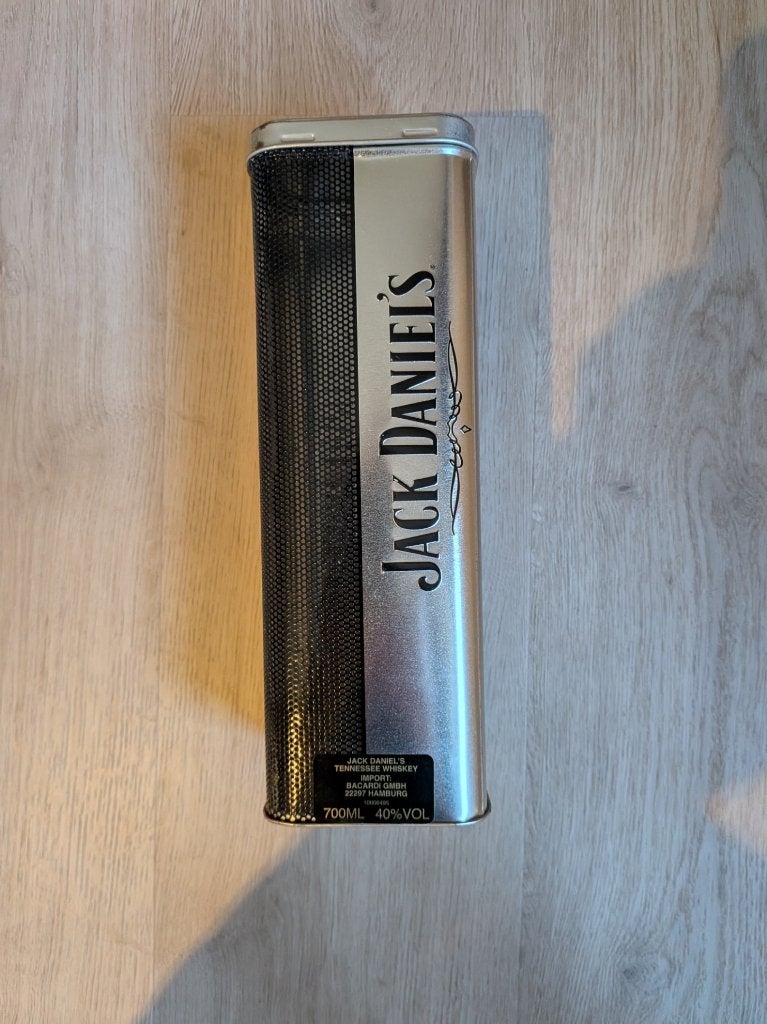 Jack Daniel’s Mesh Collector’s Tin – Zilver/Zwart, Verzamelen, Ophalen of Verzenden, Zo goed als nieuw, Verpakking