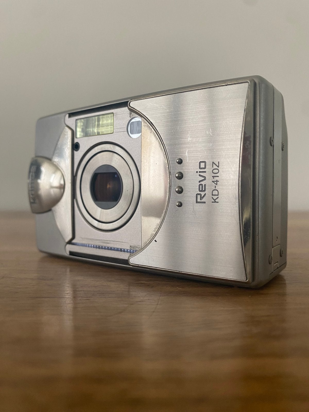 KONICA Revio KD-410Z - werking onbekend, Audio, Tv en Foto, Fotocamera's Digitaal, Zo goed als nieuw, Compactcamera, Konica, Minder dan 4 keer