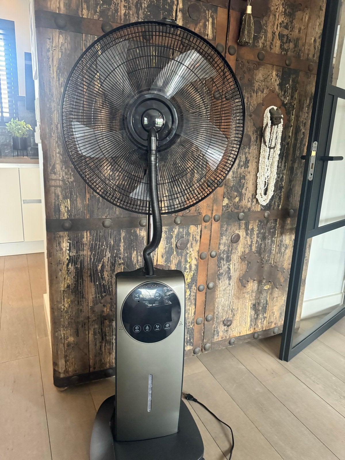 Homcom Ventilator met vernevelaar en afstandsbediening, Ophalen of Verzenden, Ventilator met afstandsbediening, Zo goed als nieuw