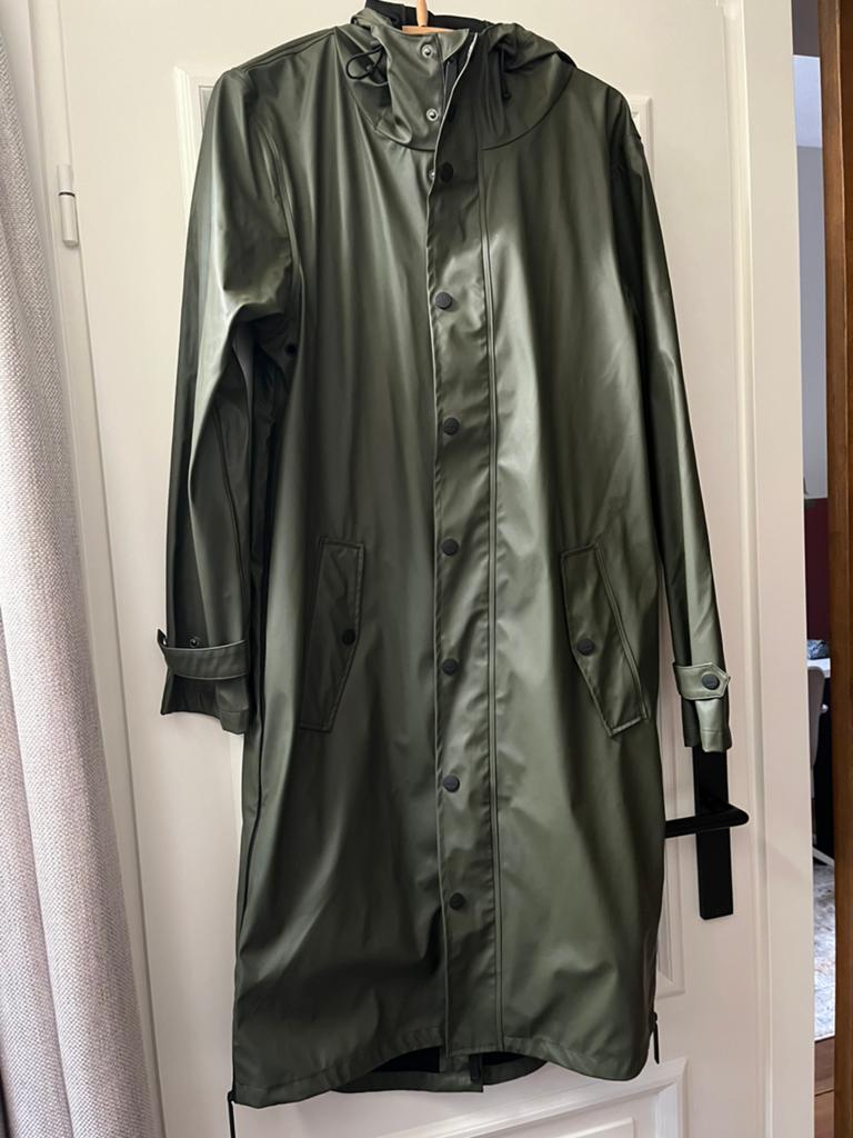 Maium lange regenjas maat M army green, Caravans en Kamperen, Regenkleding, Ophalen of Verzenden, Zo goed als nieuw, Regenjas