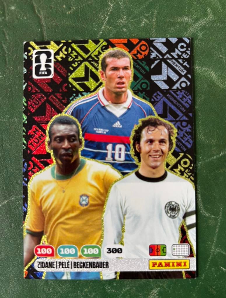 Panini Adrenalyn Momentum Pele Zidane Beckenbauer WK 2026, Verzamelen, Sportartikelen en Voetbal, Ophalen of Verzenden, Nieuw