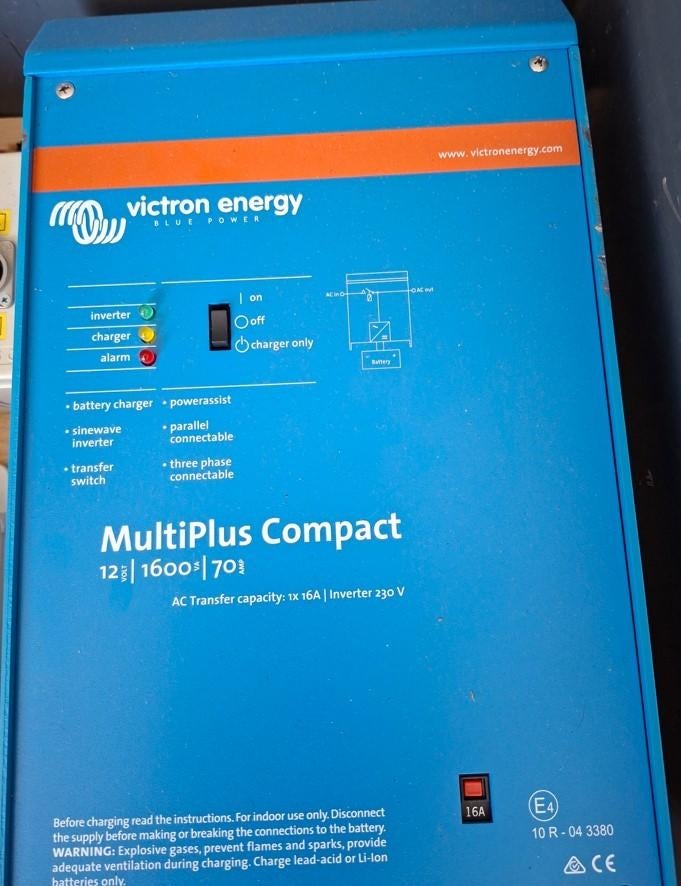 Victron Multi-Plus 12/1600/70 & 180A Semi Traction accu, Ophalen, Zo goed als nieuw, Overige typen