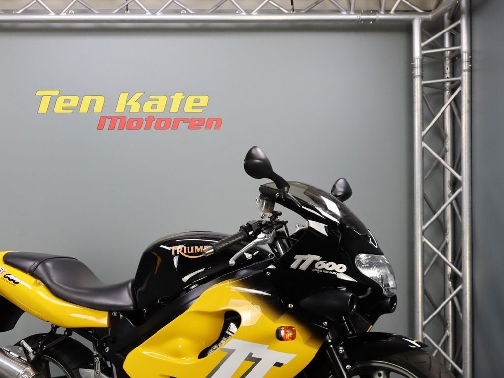Triumph TT 600, Bedrijf, Sport, Meer dan 35 kW, 600 cc