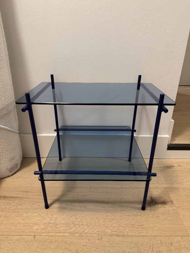 Hübsch Niche bijzettafel – blauw glas & metaal, Ophalen, Minder dan 45 cm, Minder dan 55 cm, Modern