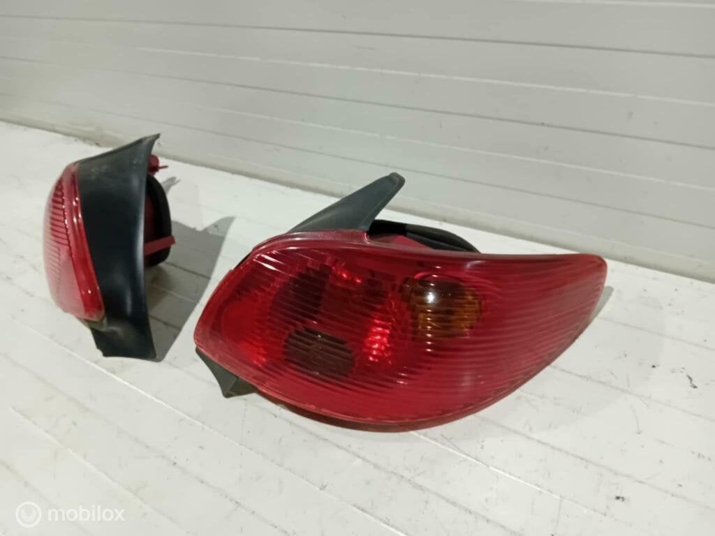 Achterlicht Peugeot 206, Auto-onderdelen, Verlichting, Gebruikt, Ophalen of Verzenden