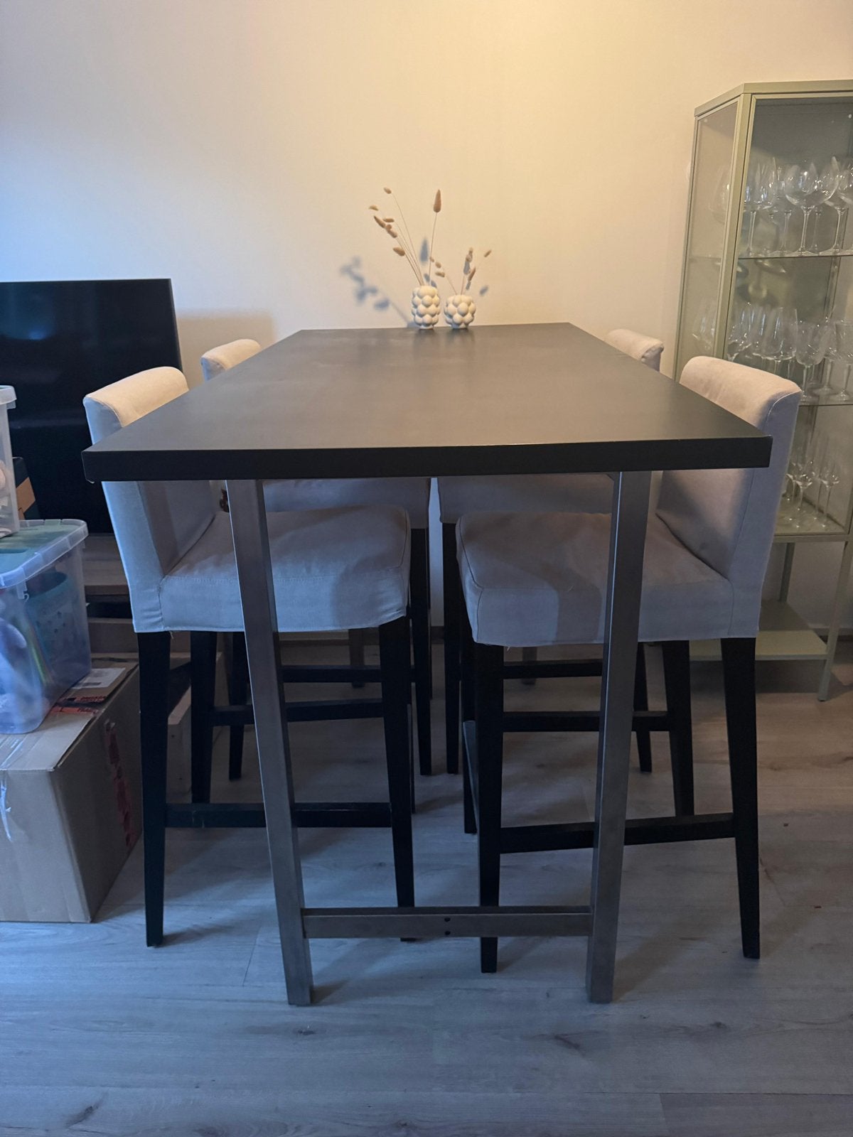 Hoge tafel met hoge stoelen, Ophalen, Gebruikt, Inclusief barstoelen