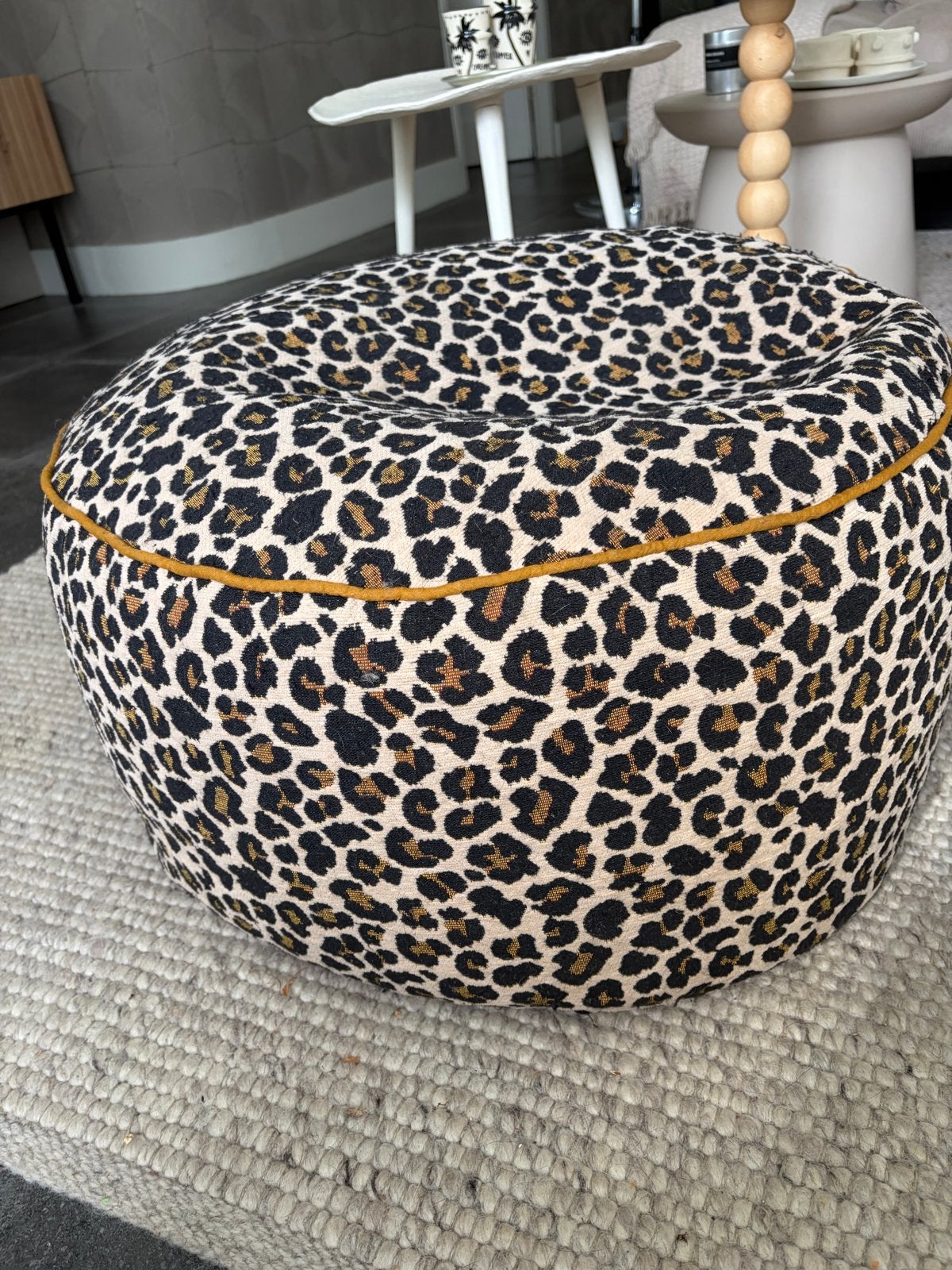 Leopard Poef Sissy Boy, Ophalen, Rond, Minder dan 50 cm, Zo goed als nieuw