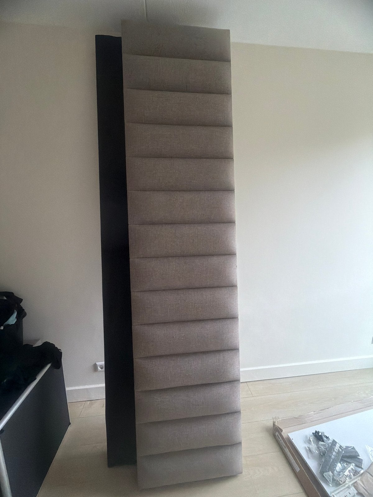 Nieuw gestoffeerd hoofdbord voor bed, Verstelbaar, Beige, Ophalen of Verzenden, 120 cm