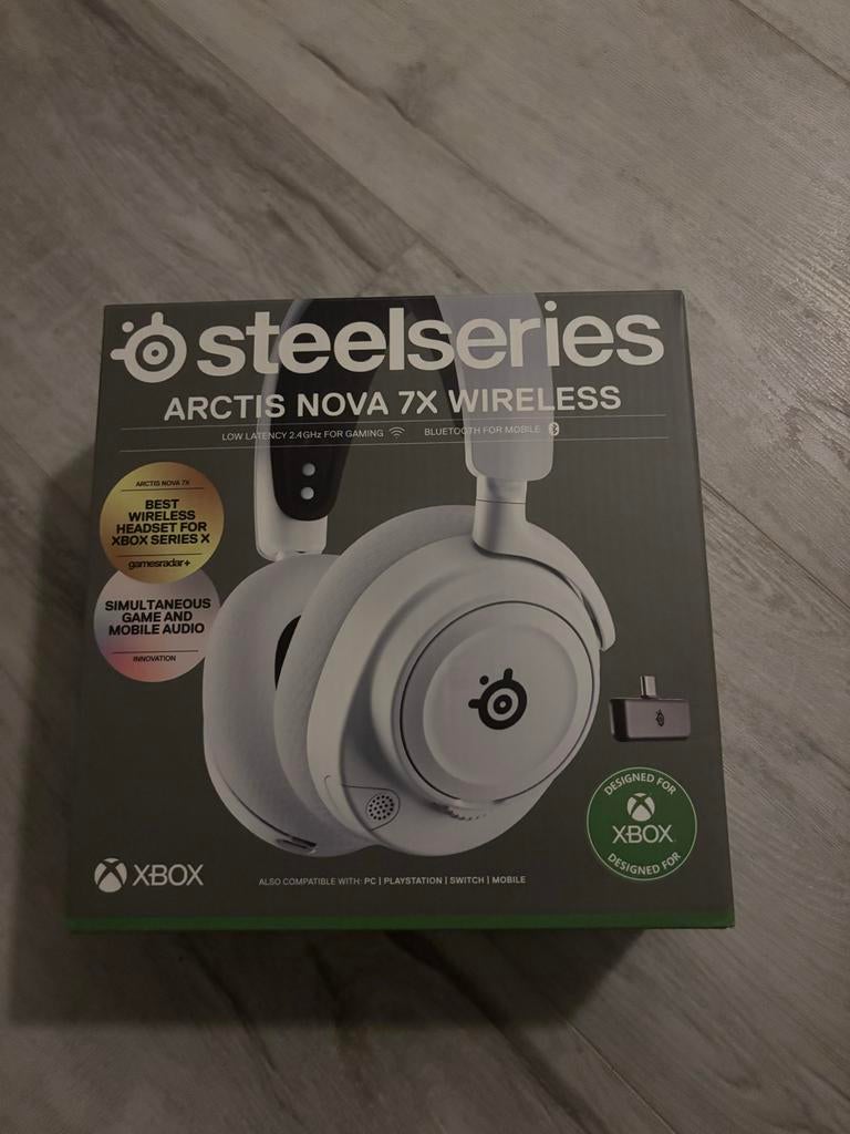 SteelSeries Arctis Nova 7X Wireless headset voor Xbox, Spelcomputers en Games, Spelcomputers | Xbox | Accessoires, Nieuw, Xbox Series X