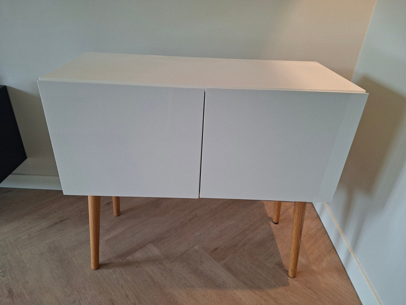 Zuiver High on Wood Dressoir/Kastje, Ophalen, Modern, Scandinavisch, 50 tot 100 cm, Zo goed als nieuw