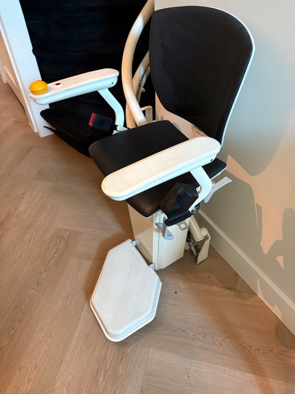 Oto traplift, Diversen, Ophalen