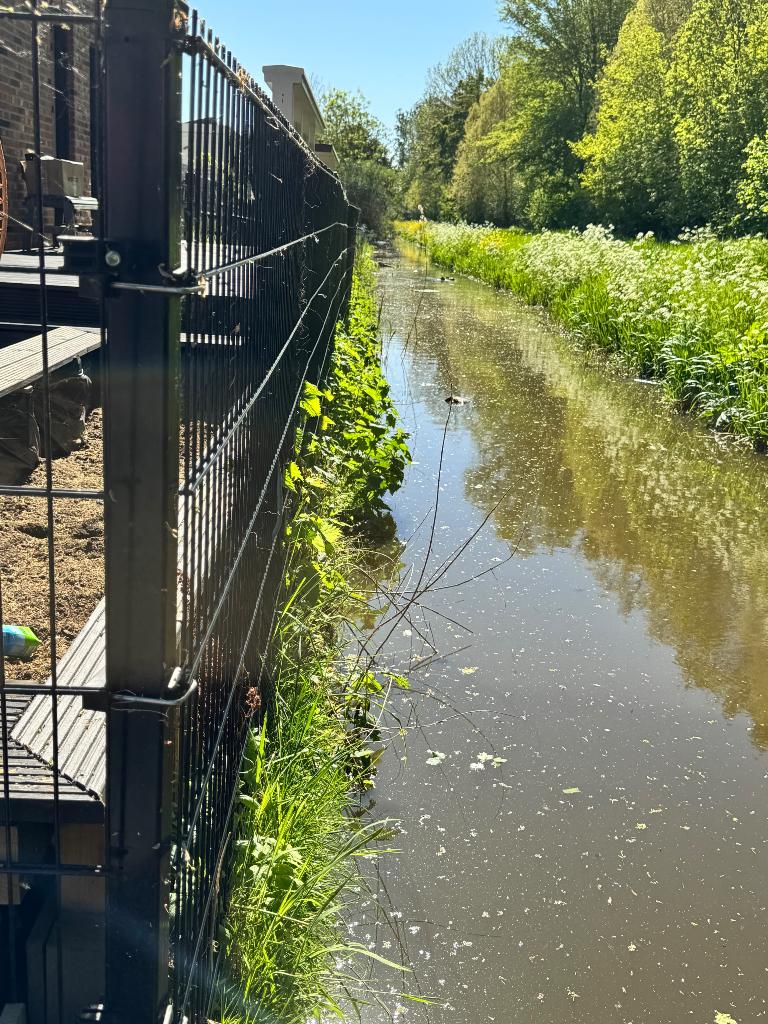 Buiten hek 20 meter lang, Tuin en Terras, Tuinhekken en Hekwerk, Ophalen, Zo goed als nieuw, IJzer