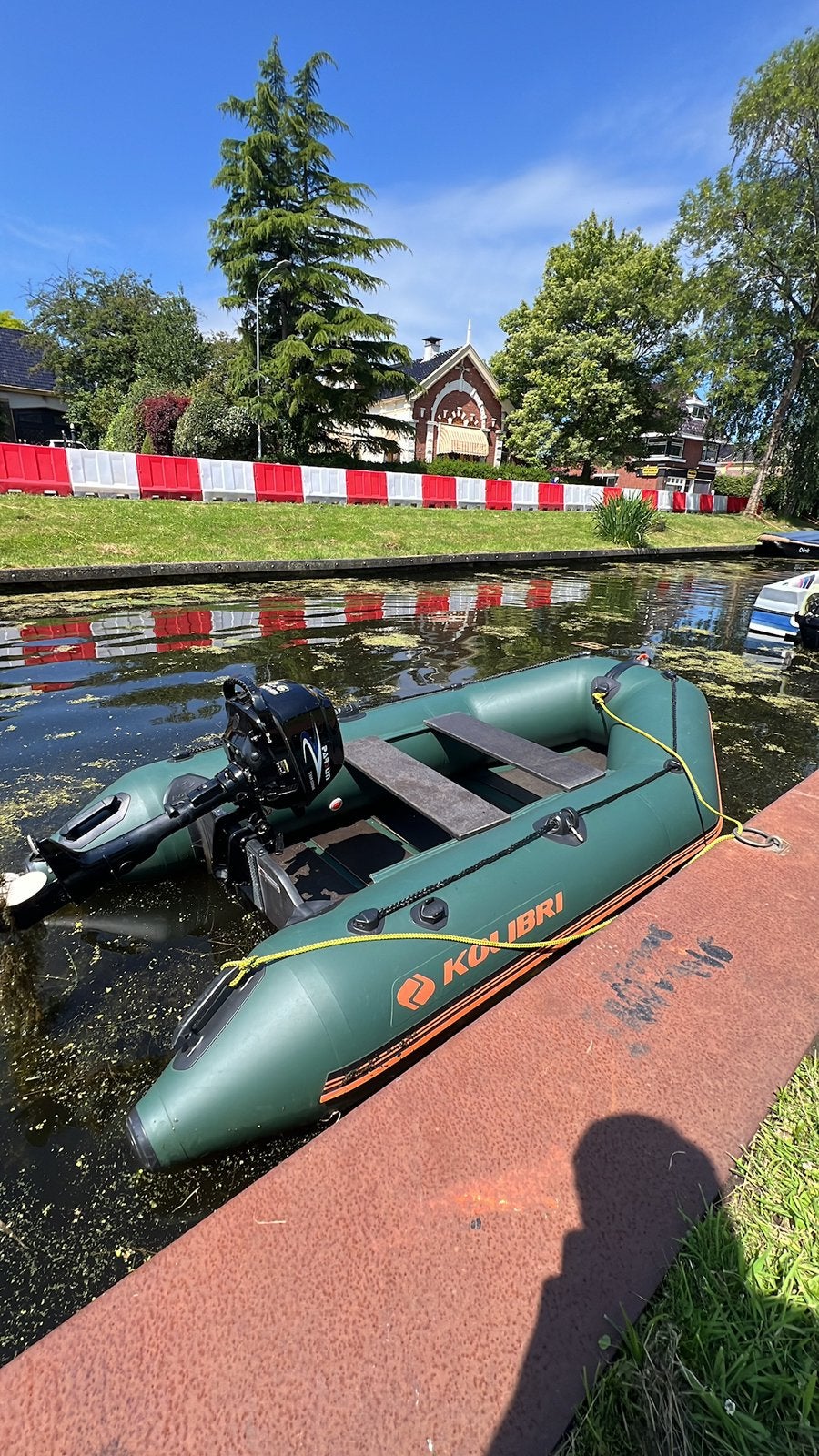 Rubberboot met 4 takt motor, Ophalen, Zo goed als nieuw