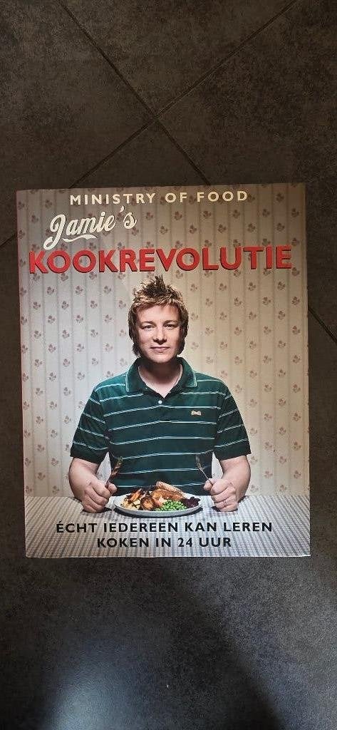Jamie Oliver - jamie's kookrevolutie kookboek nieuw, Ophalen of Verzenden, Nieuw, Overige gebieden