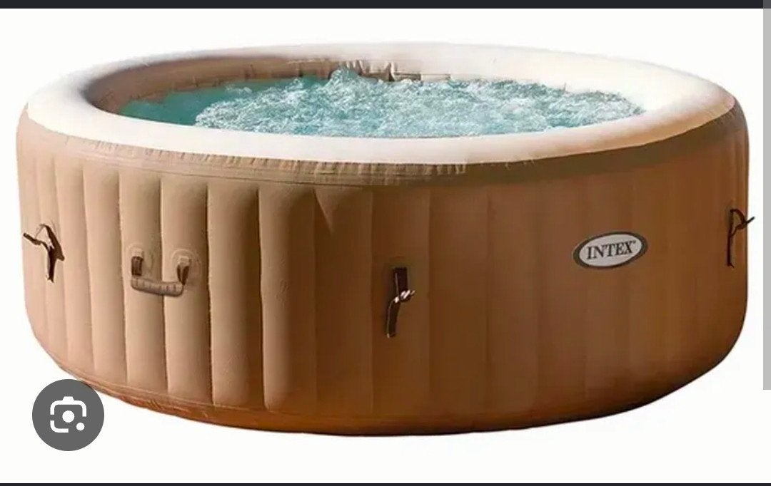 6 persoons jacuzzi, Ophalen, Zo goed als nieuw, Filter, Opblaasbaar