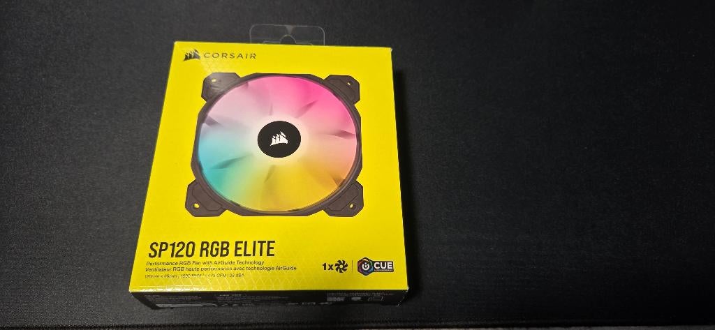 Corsair SP120 Elite RGB, Ophalen of Verzenden, Zo goed als nieuw, Luchtkoeling