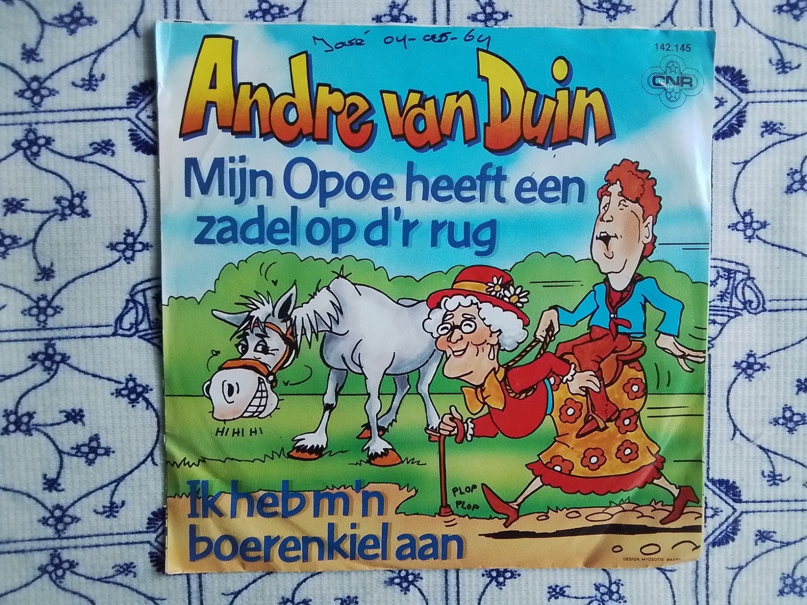 Andre van duin         Mijn opoe heeft een zadel op d'r rug, Cd's en Dvd's, Vinyl Singles, Ophalen of Verzenden, Zo goed als nieuw