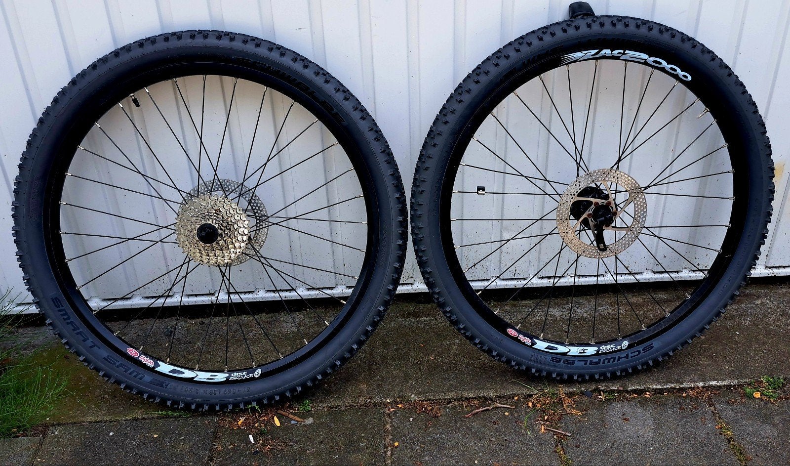 Complete MTB Wielen Set 26 inch Met Nieuwe Banden Schijfrem,, Fietsen en Brommers, Fietsonderdelen, Ophalen, Nieuw, Mountainbike