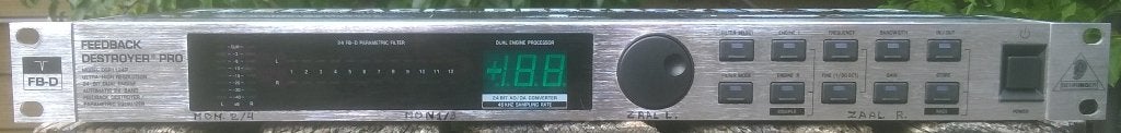 Behringer Feedback Destroyer Equalizer DSP-1124P, Equalizer, Gebruikt, Behringer, Ophalen of Verzenden