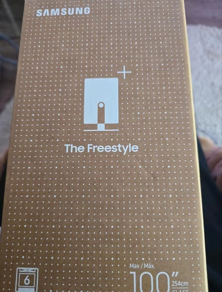 Samsung Beamer the Freestyle, Ophalen of Verzenden, Zo goed als nieuw, LED