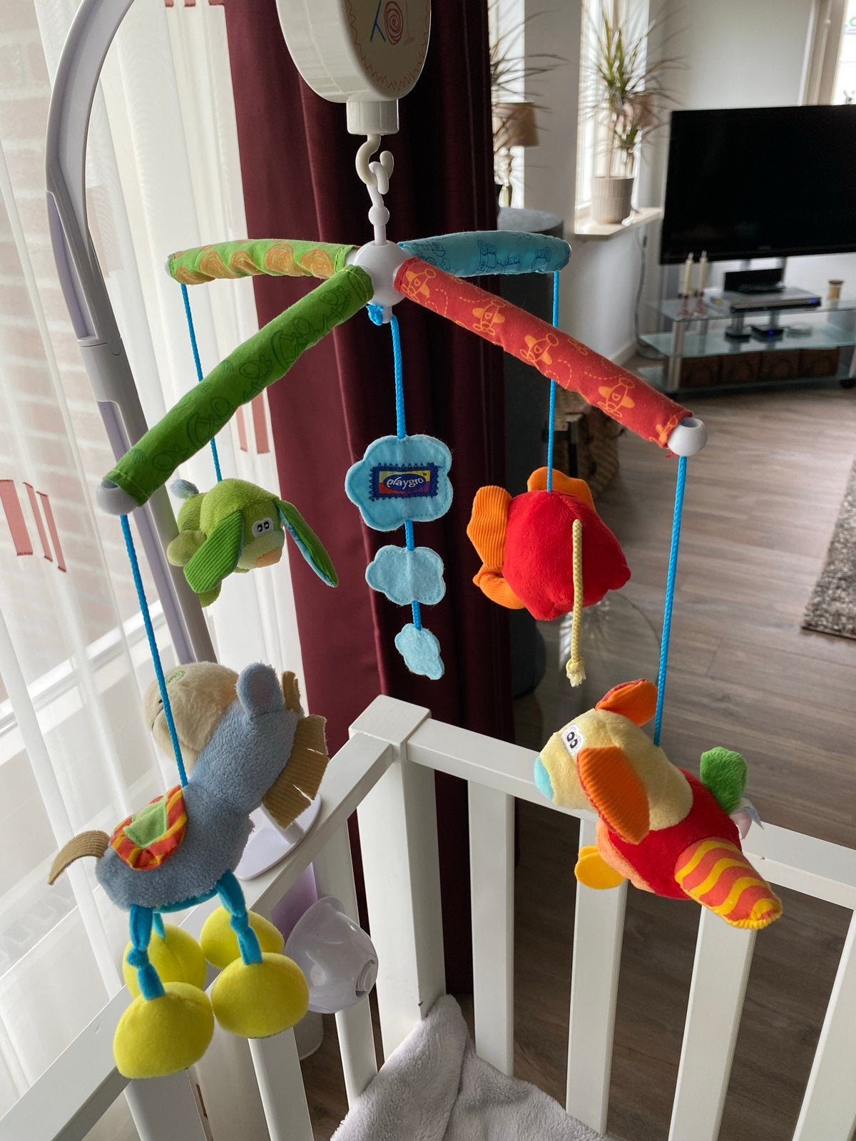 Muzikale baby mobiel met schattige dieren, Ophalen, Zo goed als nieuw, Mobiel, Met geluid