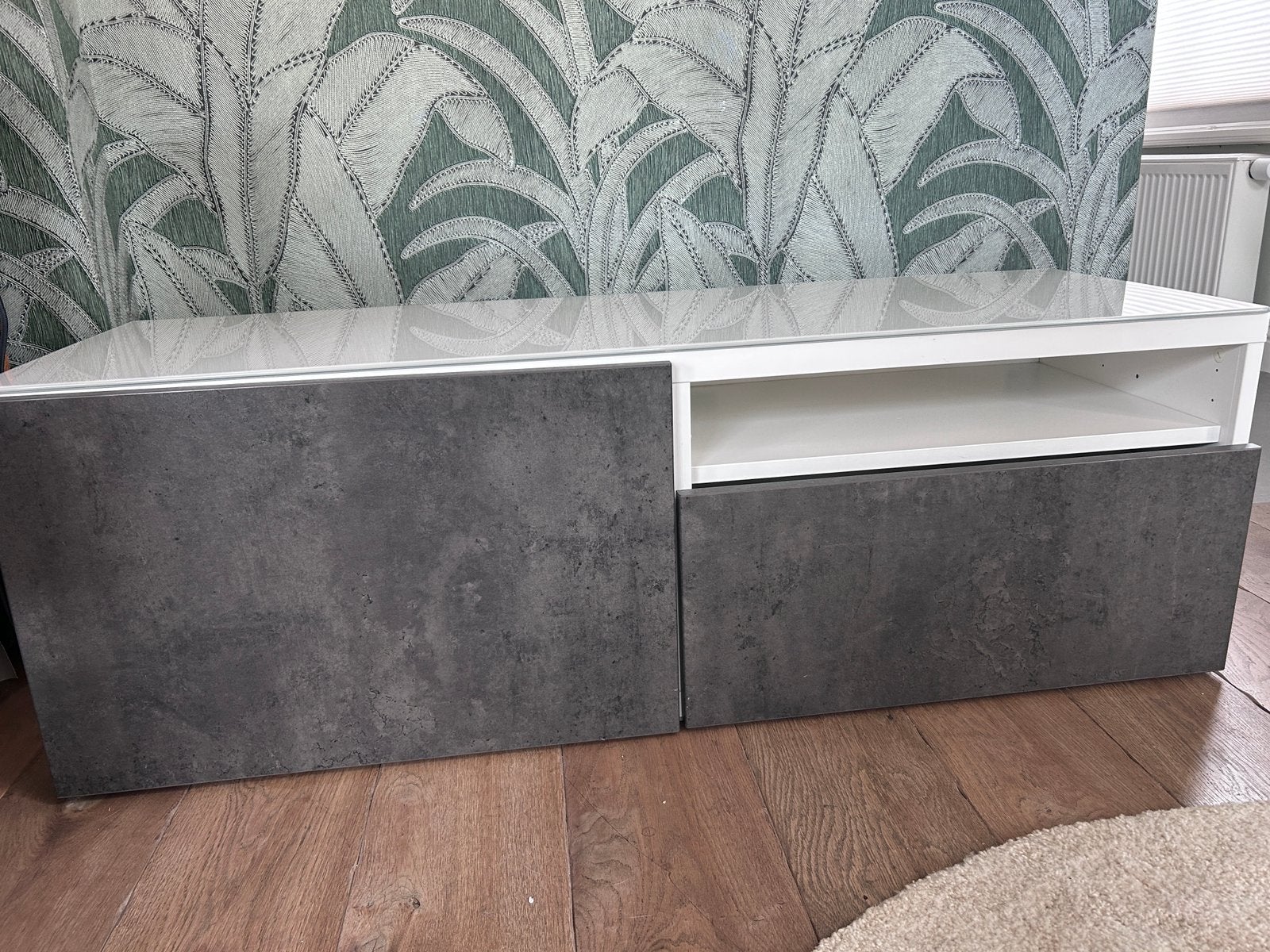 Besta tv meubel met glasplaat, deur en lade, Ophalen, Overige materialen, Minder dan 50 cm, 100 tot 150 cm