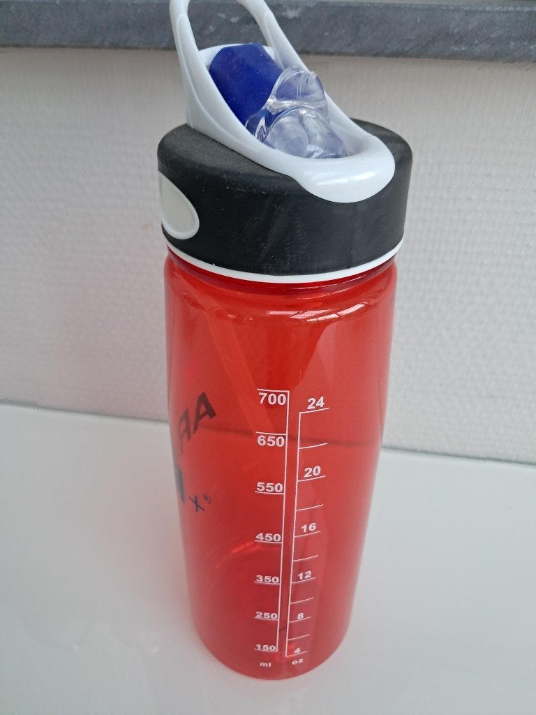 bidon Drinkfles bidon met sport dop NIEUW 700 ml, Ophalen of Verzenden, Nieuw