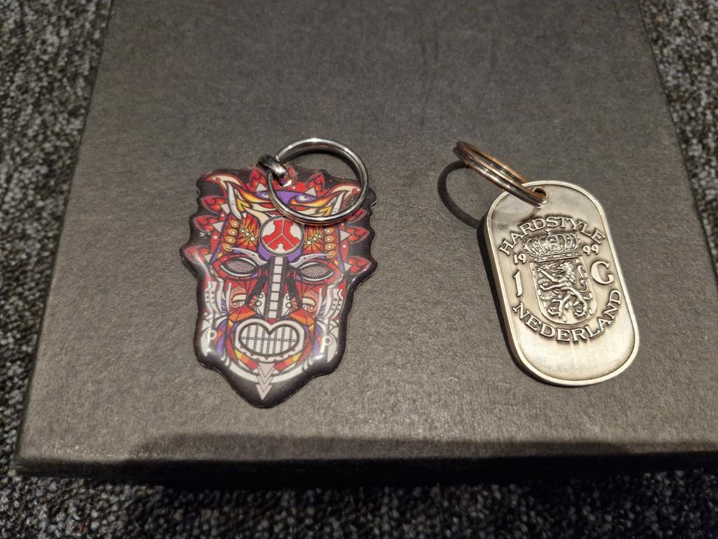 DefQon.1 en hardstyle sleutelhanger(s), Ophalen of Verzenden, Zo goed als nieuw