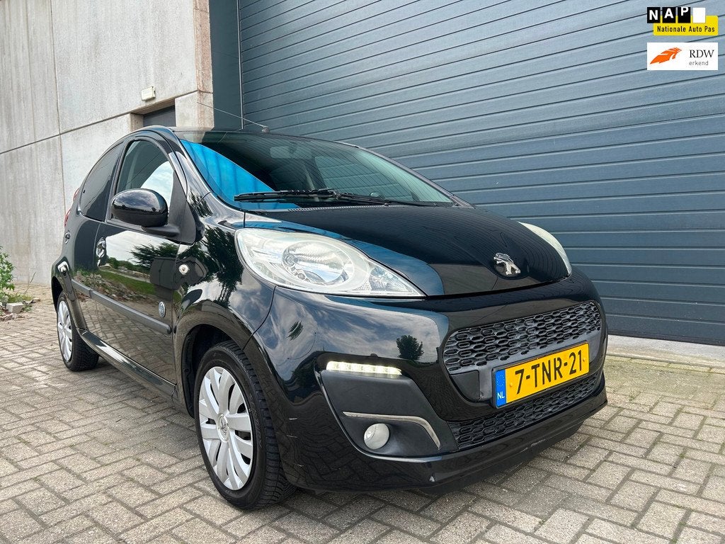 Peugeot 107 1.0i Envy AIRCO 5DRS NAP 2014, Voorwielaandrijving, Euro 5, Stof, Gebruikt