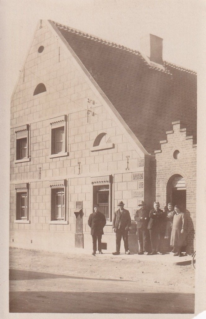 754K fotokaart Heel, Dorpsstraat 84, Postkantoor, Ophalen of Verzenden, 1920 tot 1940, Ongelopen, Limburg