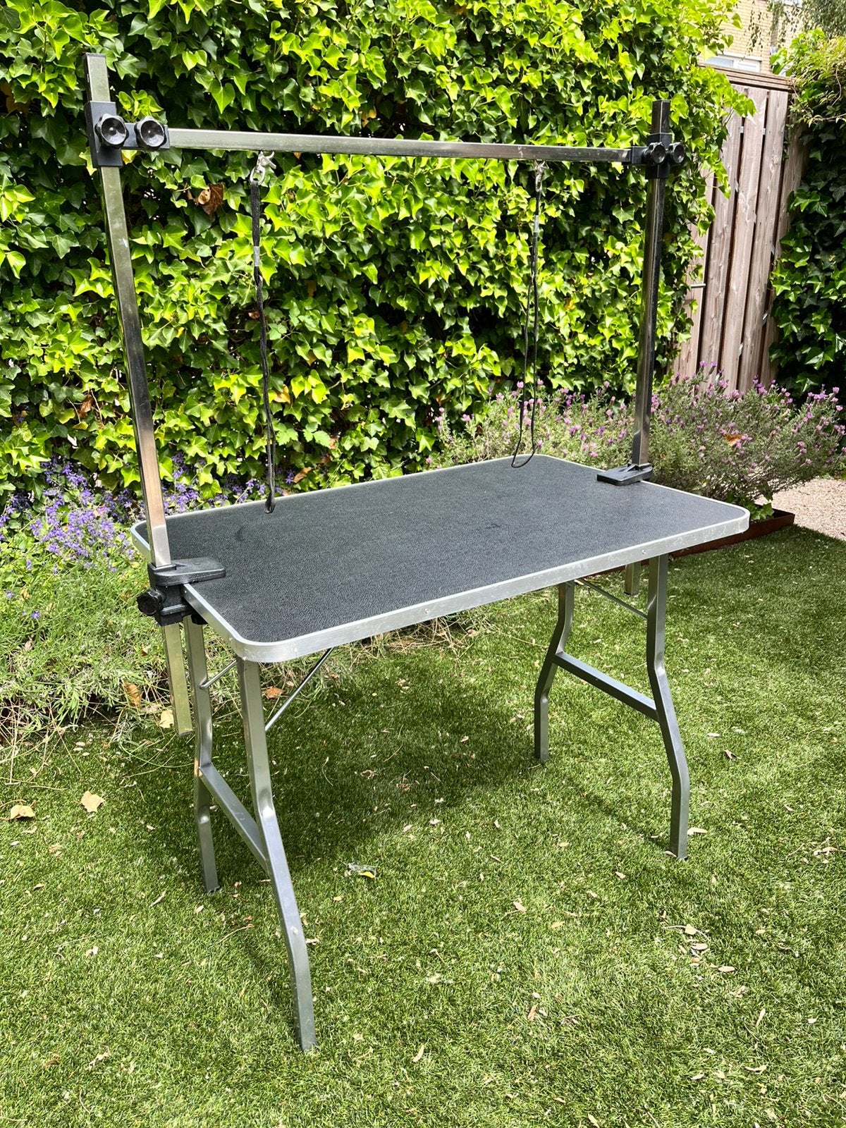 Honden trimtafel, Dieren en Toebehoren, Ophalen, Gebruikt