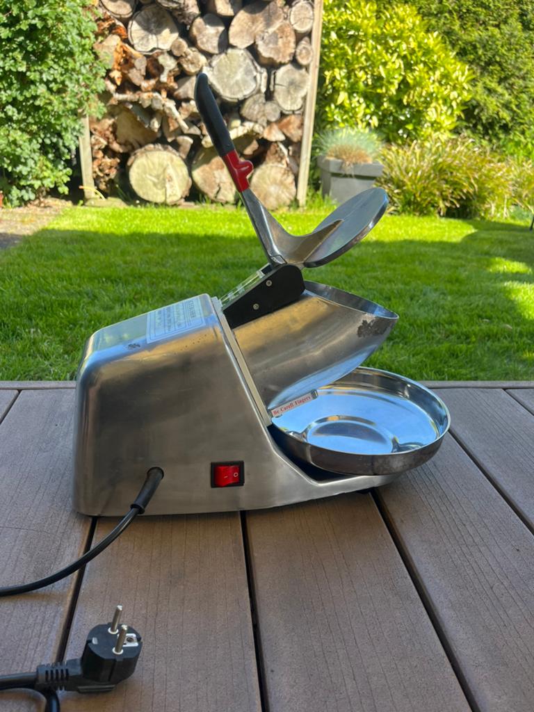 Stainless steel electric ice crusher, Ophalen, Zo goed als nieuw