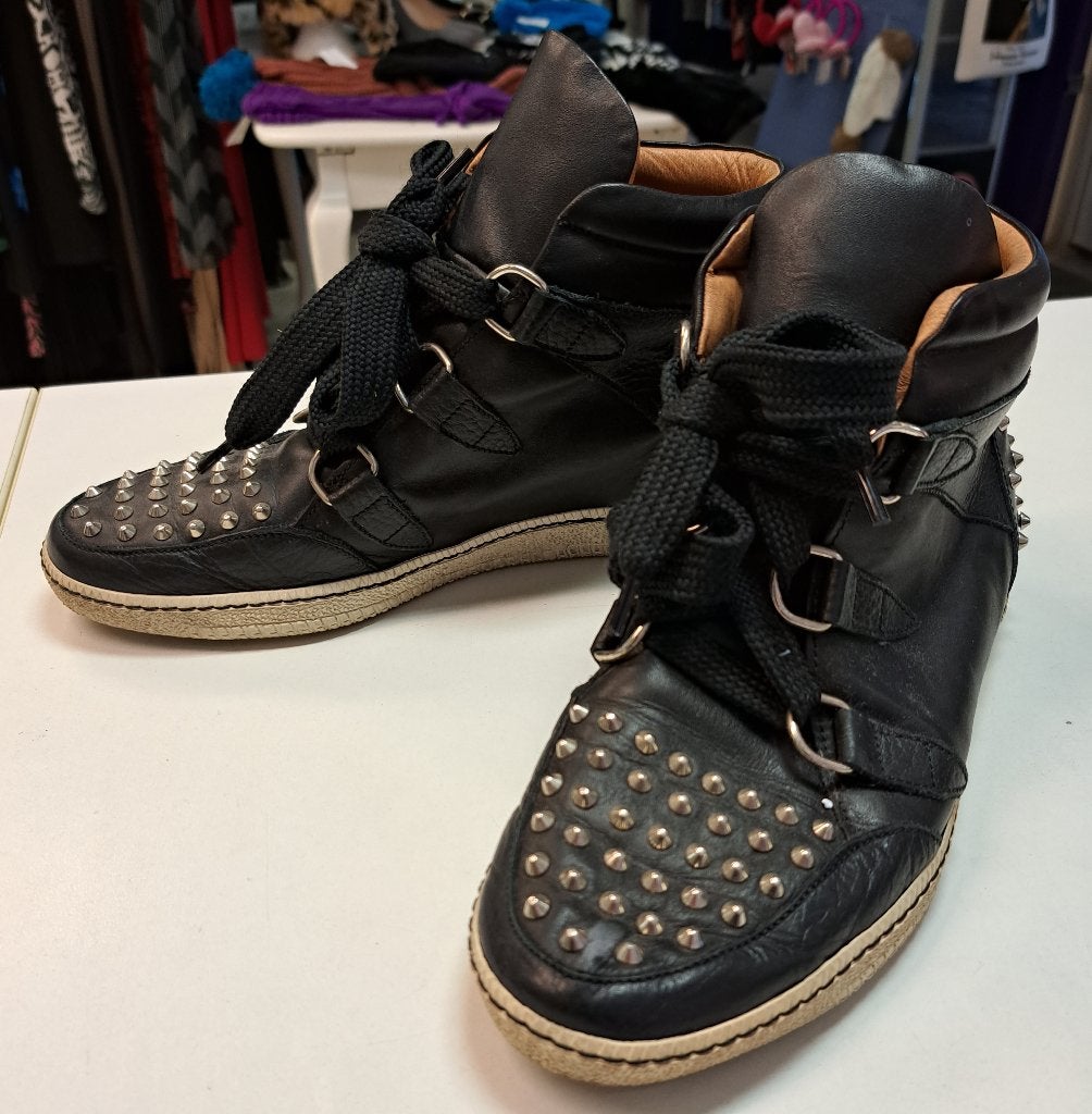 Sandro zwarte halfhoge leren sneakers + punt studs 40 44360, ., Zwart, Sandro, Ophalen of Verzenden