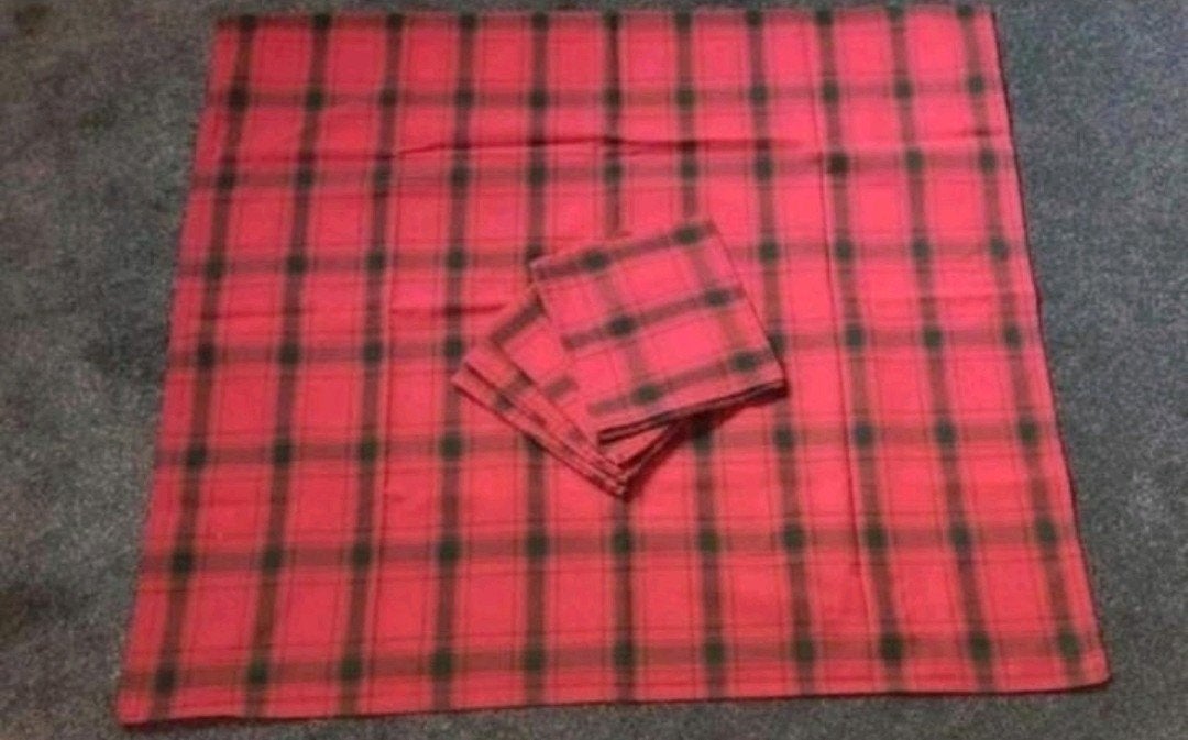 Tafelkleed/dekservet met bijpassende servetten, Ophalen of Verzenden, Vierkant