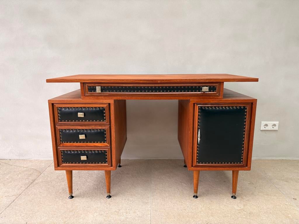 Vintage / antiek bureau bewerkt met leer, Ophalen