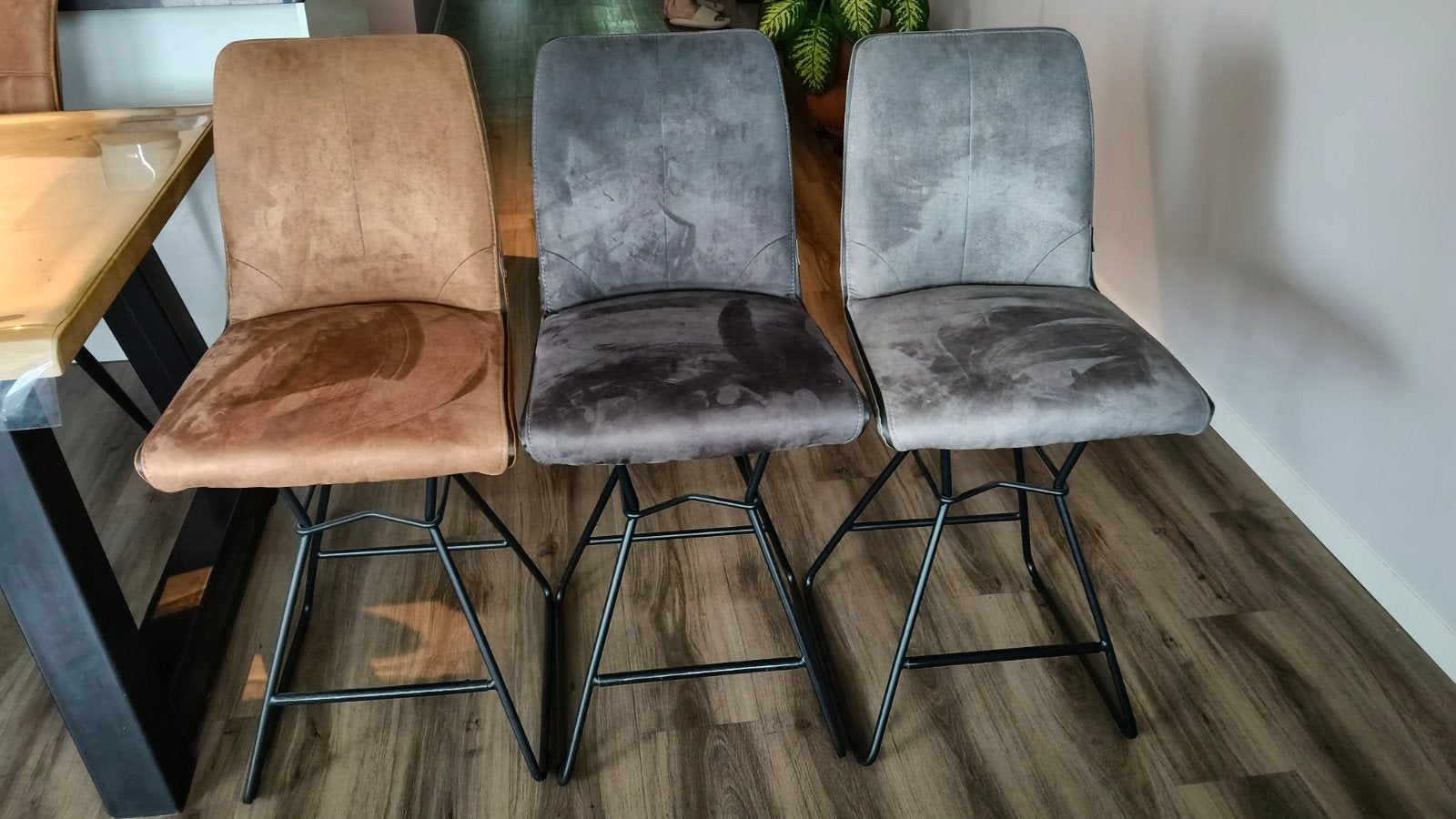 Barkrukken Xooon, zithoogte 62 cm, Huis en Inrichting, Barkrukken, Ophalen, Draaibaar, Gebruikt, Leer