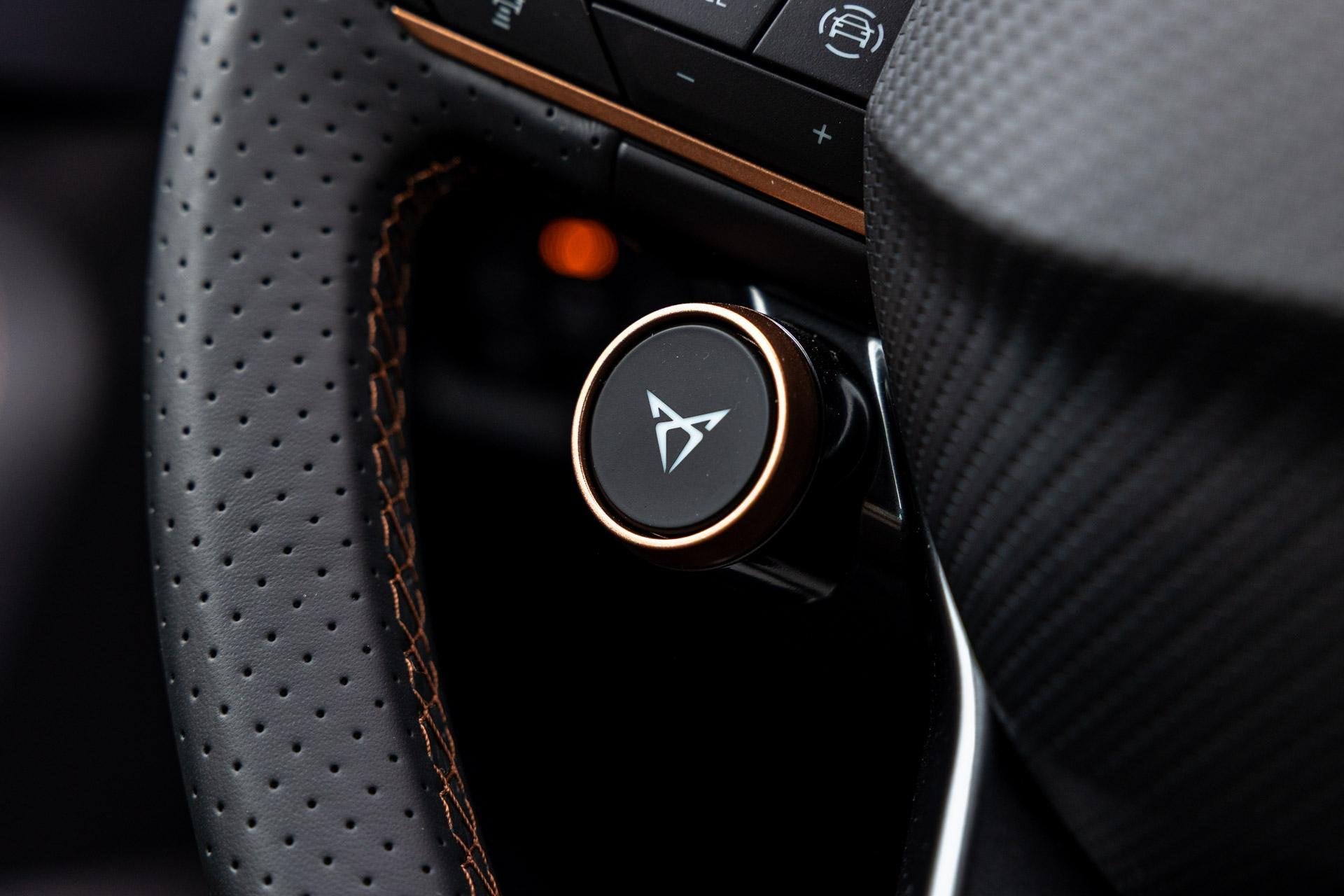 Foto 26 van CUPRA Leon Sportstourer 1.5 TSI e-Hybrid 272pk VZ Performanc