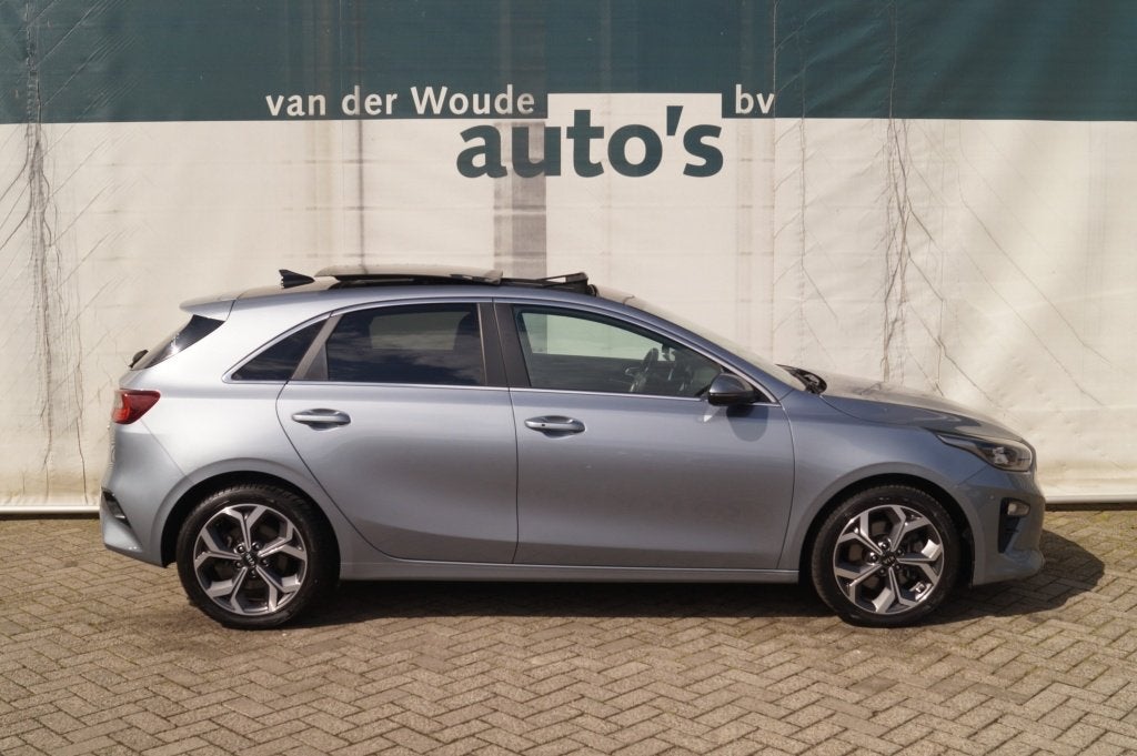 Kia Ceed 1.5 T-GDi 160pk Automaat ExecutiveLine -PANO-LEER-, Auto's, Kia, Gebruikt, 4 cilinders, 1290 kg, 160 pk