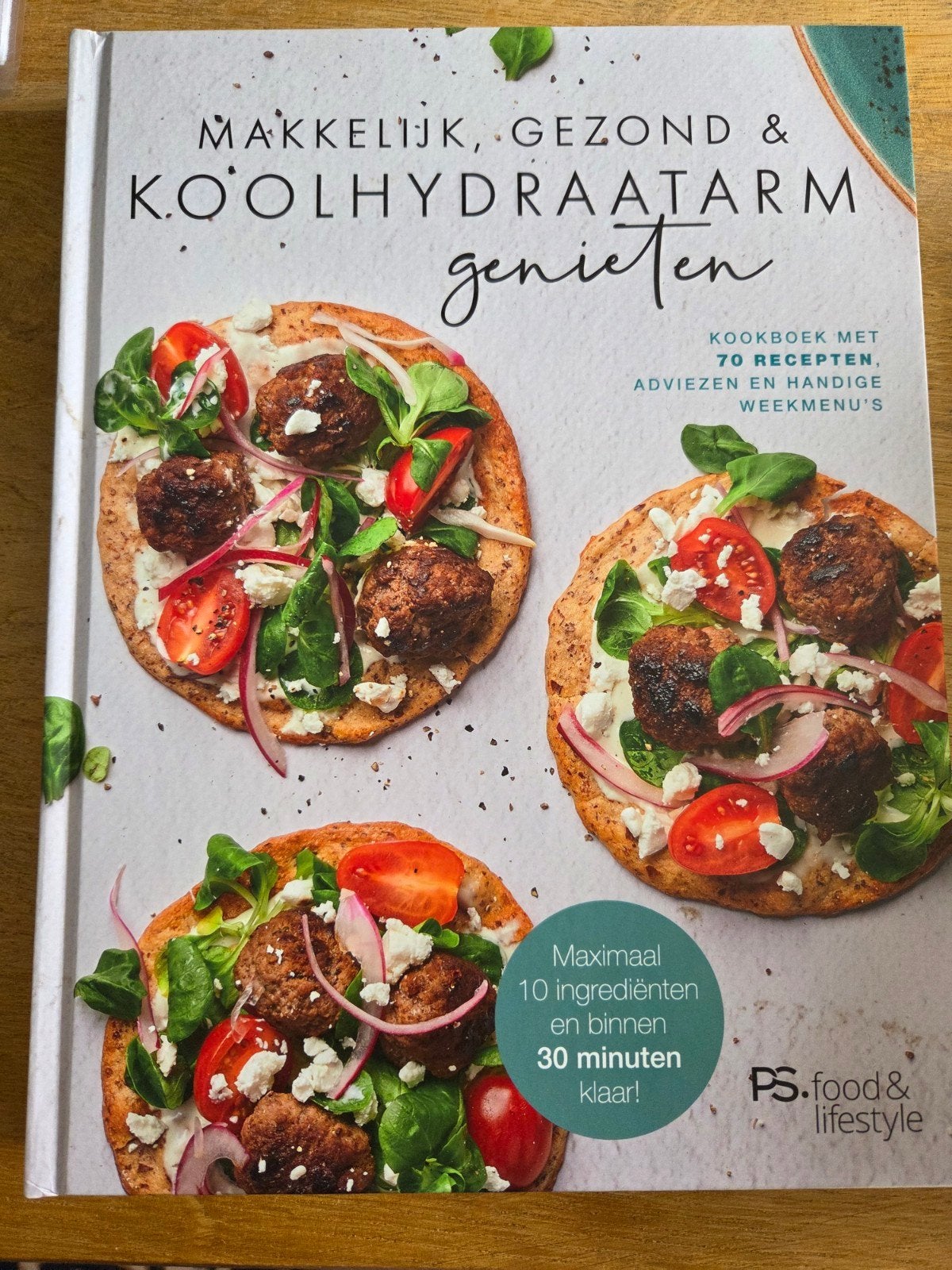 Makkelijk, gezond en koolhydraatarm genieten (PS), Boeken, Kookboeken, Ophalen of Verzenden, Zo goed als nieuw, PS. food & lifestyle