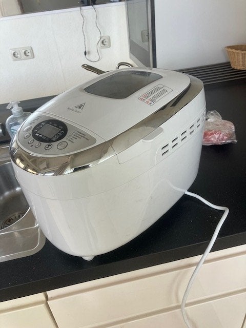 broodmachine, Witgoed en Apparatuur, Broodbakmachines, 800 tot 1200 gram deeg, Zo goed als nieuw, Kijkvenster, Ophalen