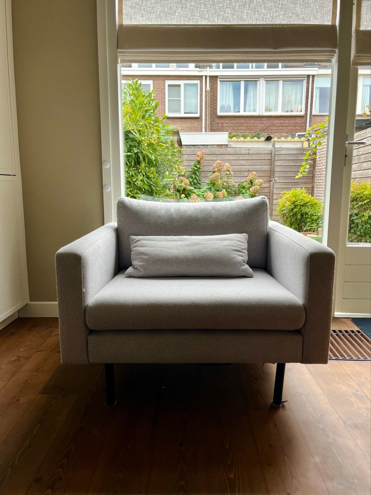 Grijze loveseat/fauteuil/1,5 zits/stoel, Huis en Inrichting, Ophalen, Gebruikt, 75 tot 100 cm, Stof