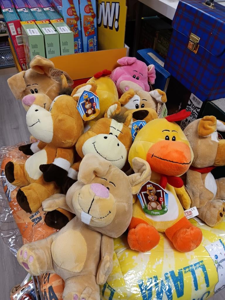 Diverse knuffels - Zo goed als nieuw, Overige typen, Onbekend, Ophalen of Verzenden, Zo goed als nieuw
