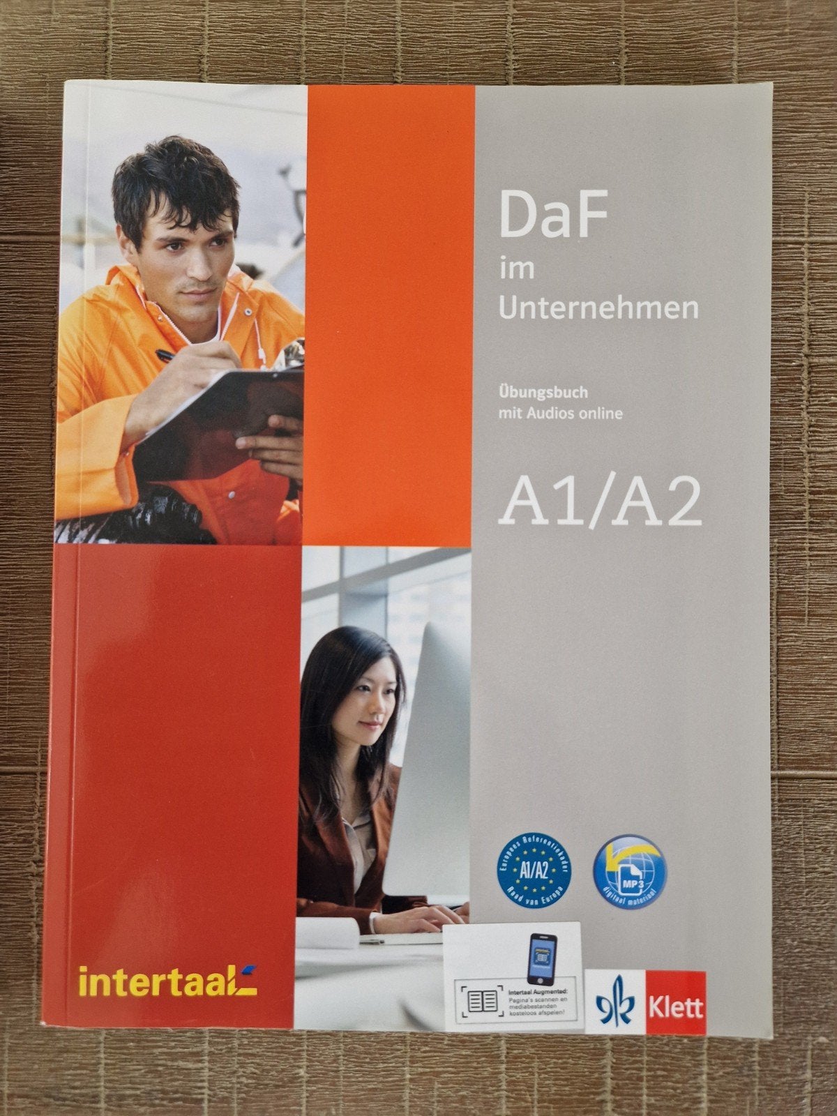 Duits A1/A2 DaF im Unternehmen + woordenboeken, Boeken, Ophalen of Verzenden, Zo goed als nieuw, Overige niveaus, Intertaal / Klett