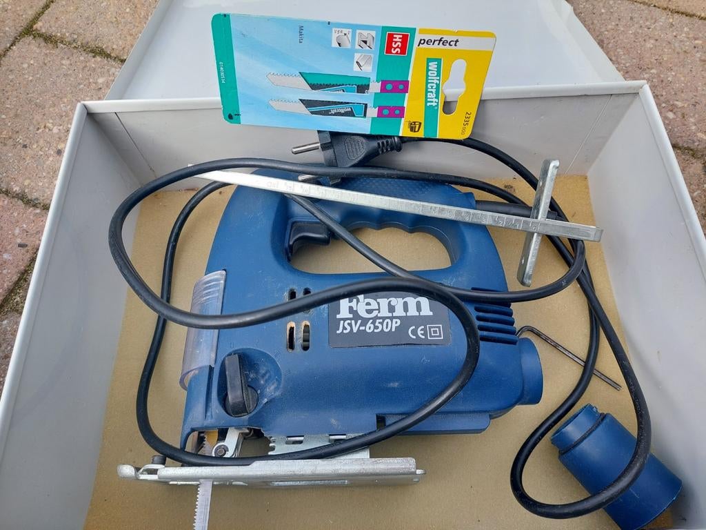 Ferm Decoupeerzaag JSV-650P met zaagbladen, Ophalen, Gebruikt, Decoupeerzaag, 600 tot 1200 watt