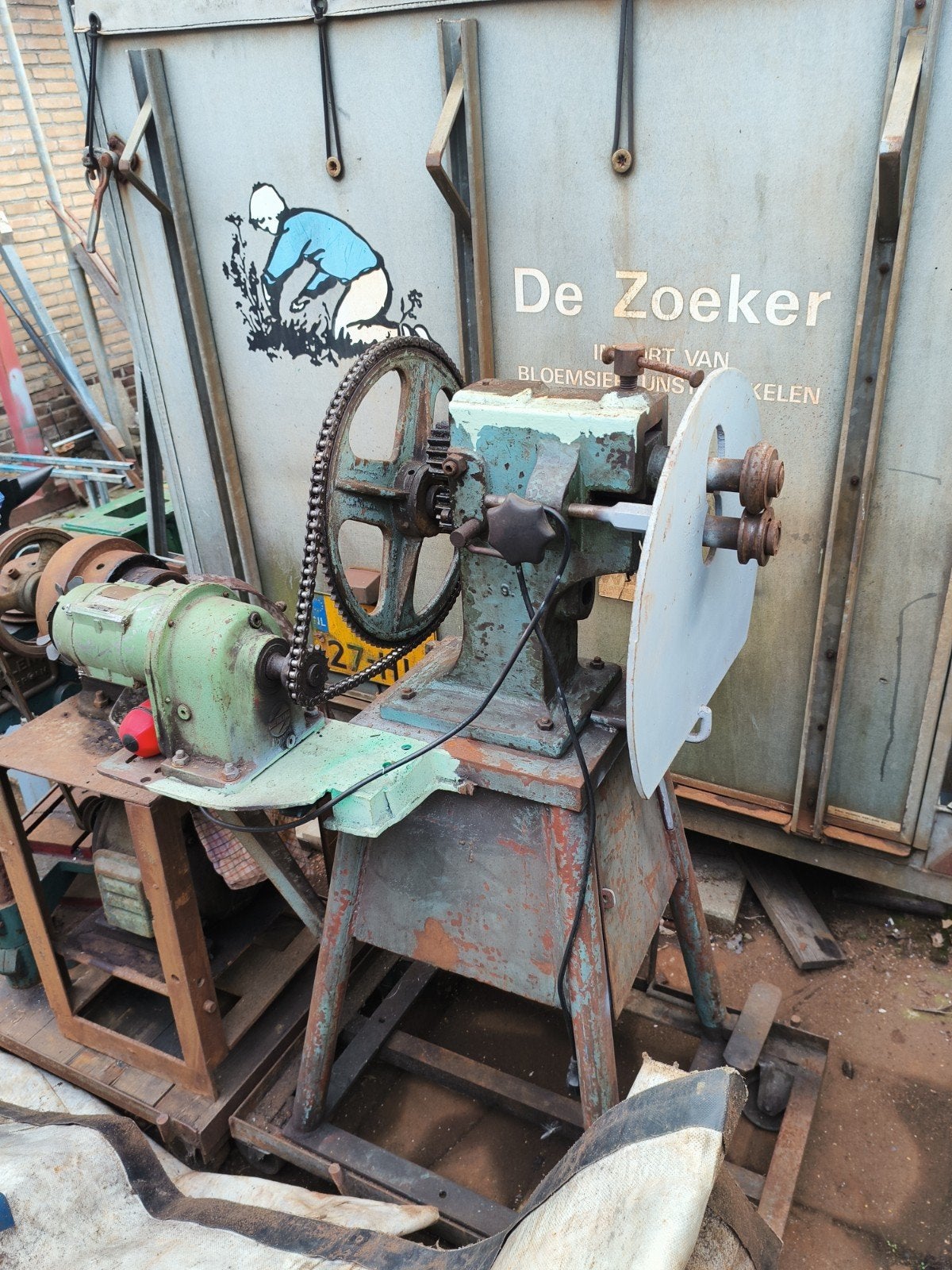 Oude gemotoriseerde fels- en rilmachine, Ophalen of Verzenden